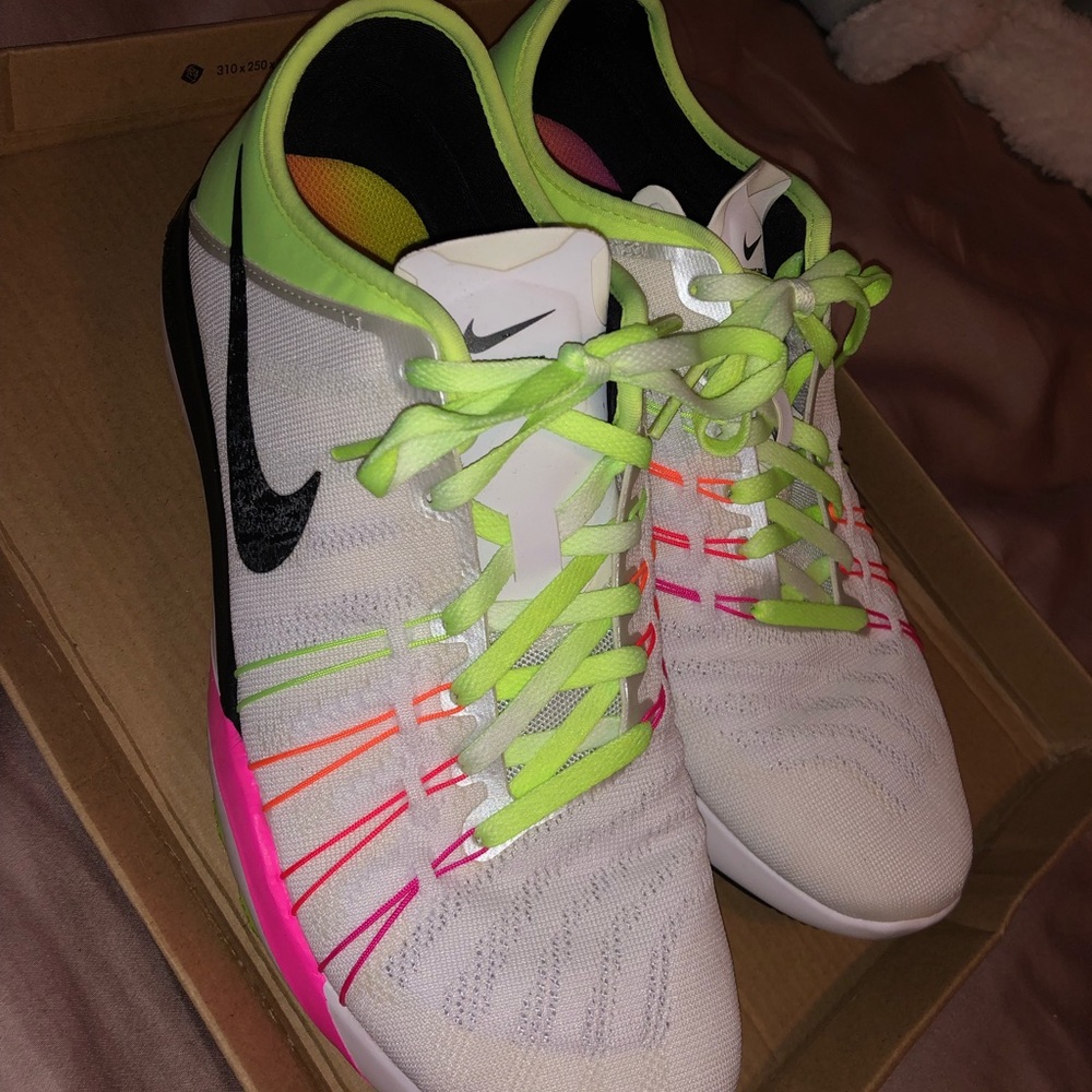 Nike free tr 6